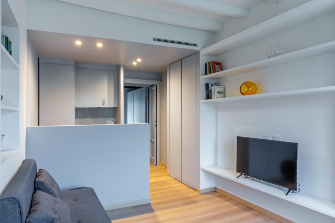 Easylife - Accogliente E Moderno Bilocale In Zona Navigli Lägenhet Milano Exteriör bild